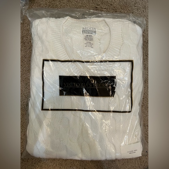 Women's V-neck Sweater - Picture 3 of 8